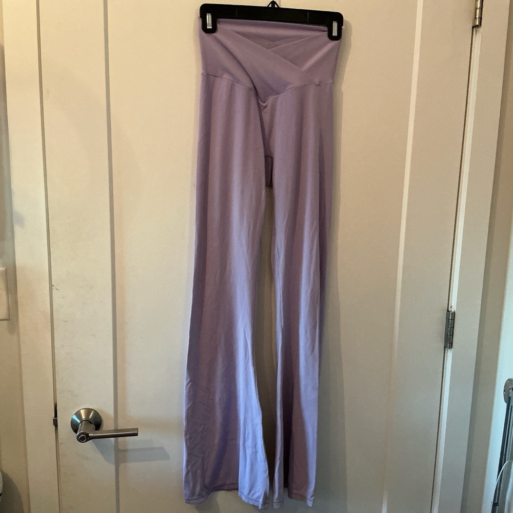 Lavender Wide-Leg Leggings